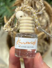 Load image into Gallery viewer, 10 ml car diffuser in the Kennewick spring and summer scent from the Tri-Cities collection.