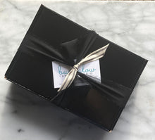 Load image into Gallery viewer, Soy Wax Melts | Bungalow Box Subscription