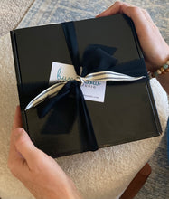 Load image into Gallery viewer, Soy Candles | Bungalow Box Subscription
