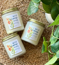 Load image into Gallery viewer, Best Grandma Ever Candle for Mother&#39;s Day, Birthday, or for a baby announcement
