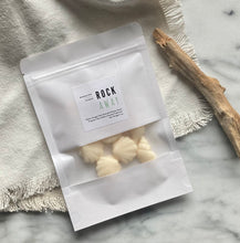 Load image into Gallery viewer, Sea shell shaped wax melts from the Coastal Collection in a resealable package. Rockaway scent shown. 
